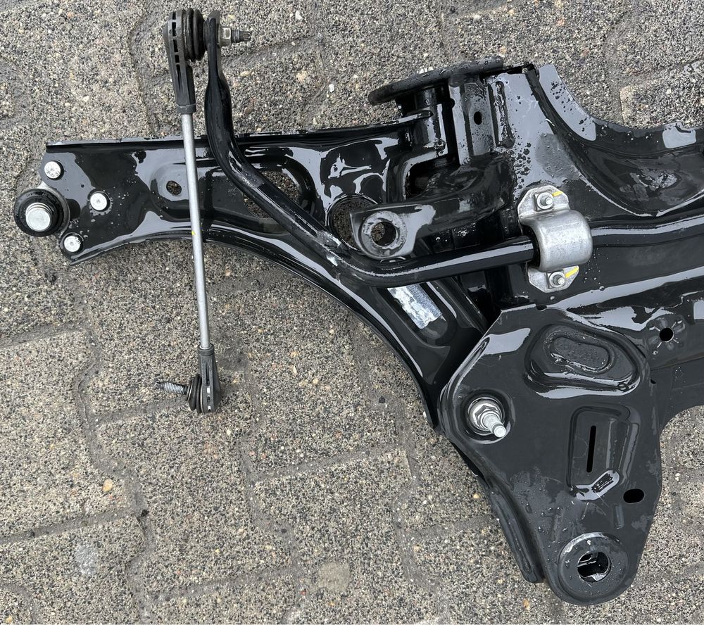 Peugeot 208 2 II lift 12.24r wahacz przod lewy prawy Oryginal