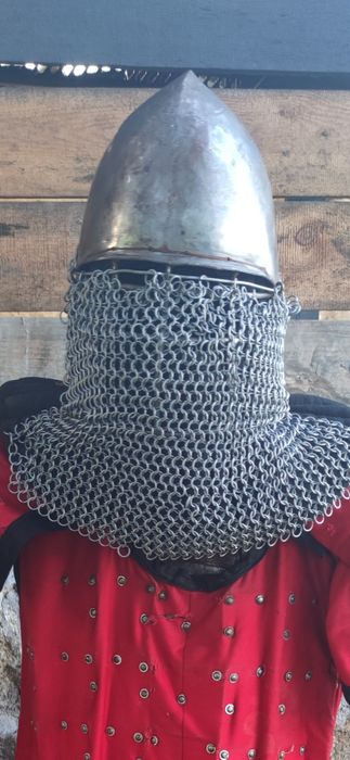 Hełm z daszkiem krata kolcza Mongoł wschodni do walki rycerz zbroja