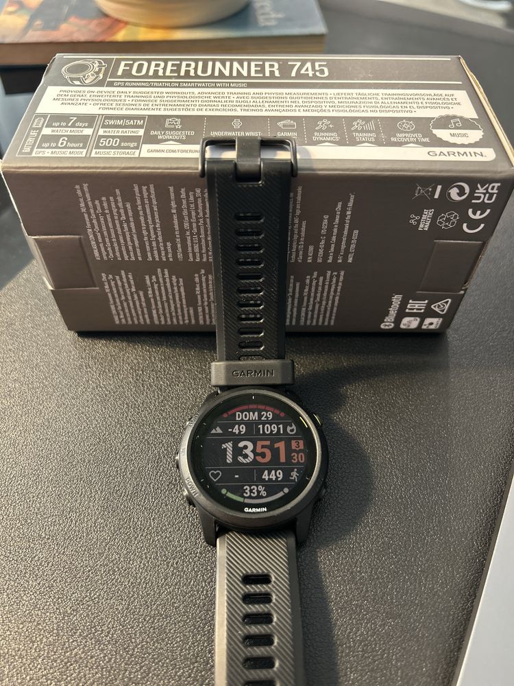 Relógio Garmin Forerunner 745