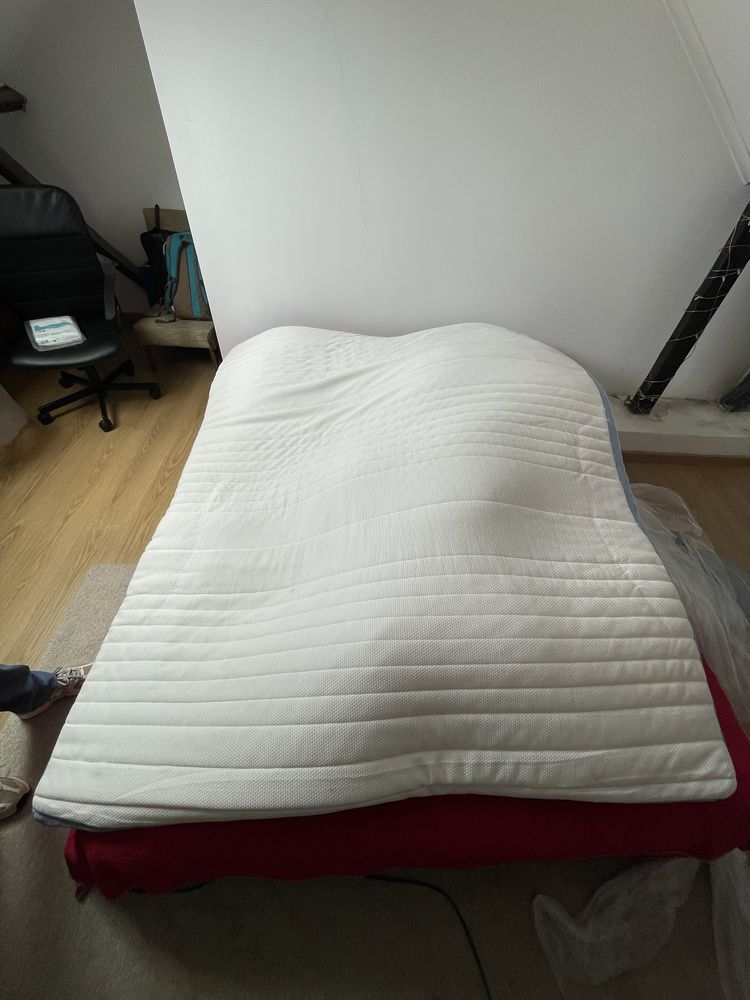 Vendo Colchão Amazon Basics quase novo