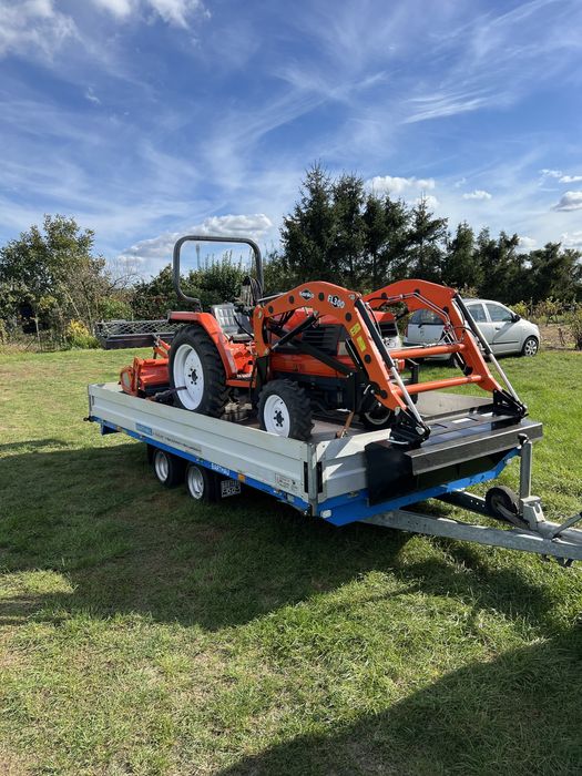 Gotowy zestaw ogrodowy – Kubota GL260 4x4 + osprzęt +przyczepa humbaur