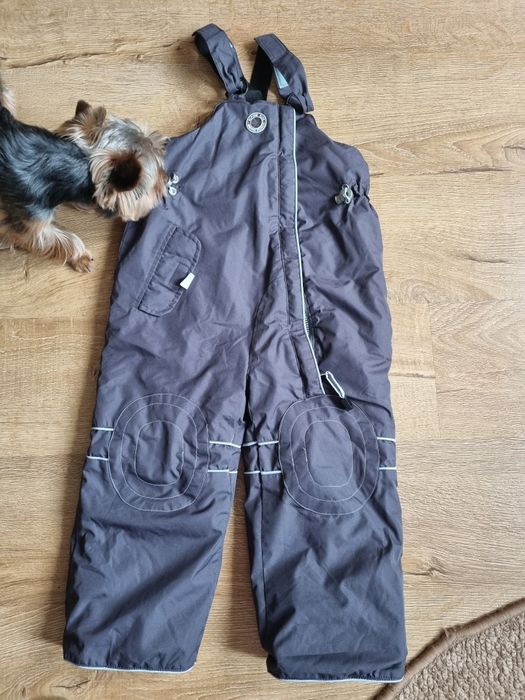 2 Комбинезона 1й темно серый рост 98-104, 2й   черный