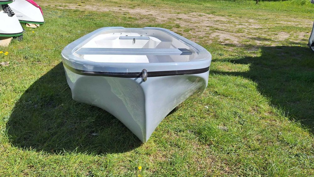 Na ryby, łódka turystyczna , łódz wędkarska, wiosłowa,