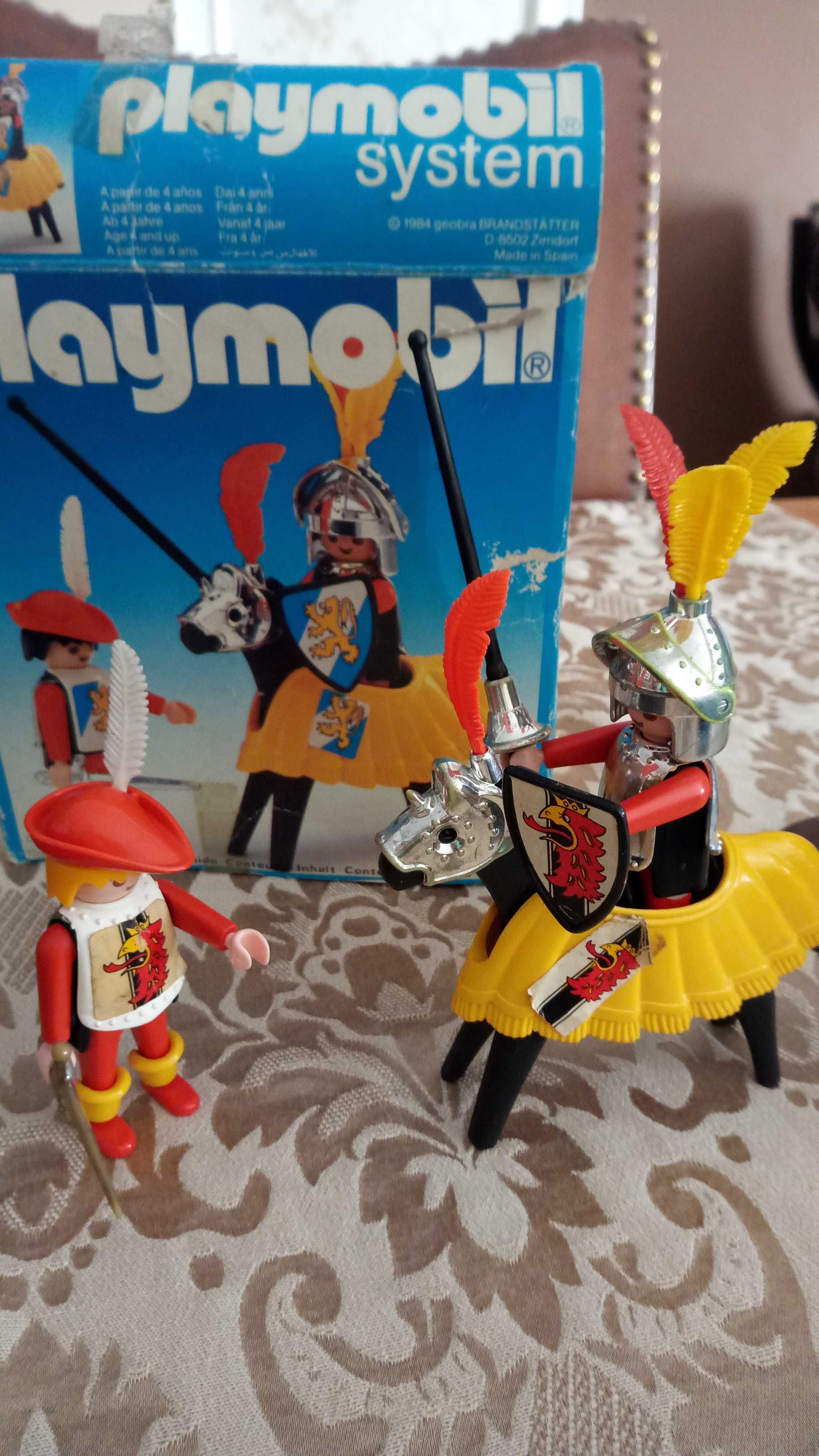 Playmobil 3906 - Cavaleiro e Espadachim - (1974)