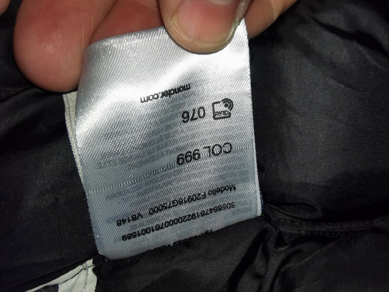 Moncler criança T6/7