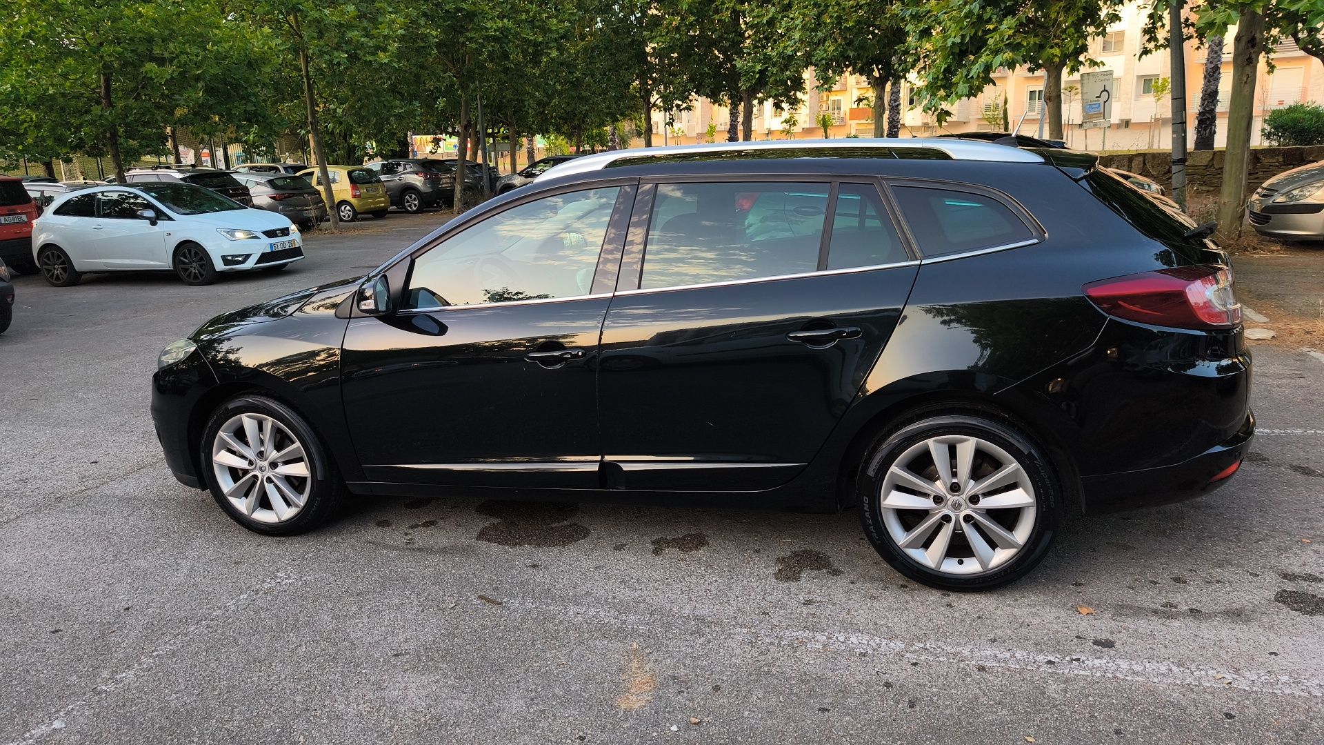 Renault Megane ano 2012 - motor 1.6 - 130 CV  .