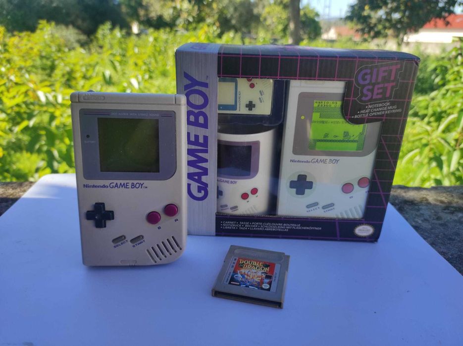 Nintendo Game Boy DMG-01 + Jogos + Acessórios Paladone