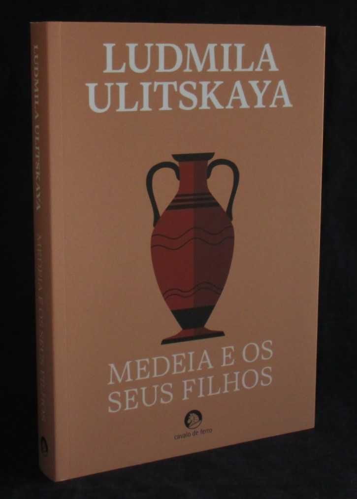 Livro Medeia e os seus Filhos Ludmila Ulitskaya