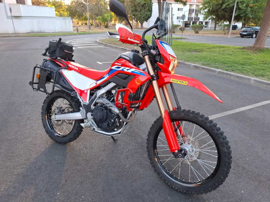 Honda CRF300l completamente equipada