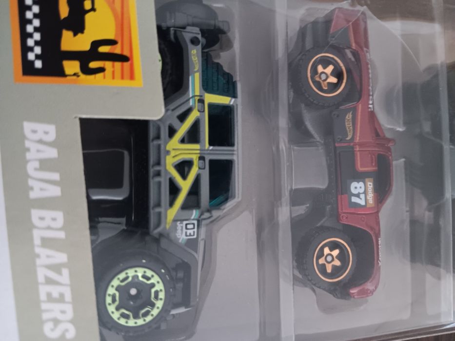 5 carros hotwheels
