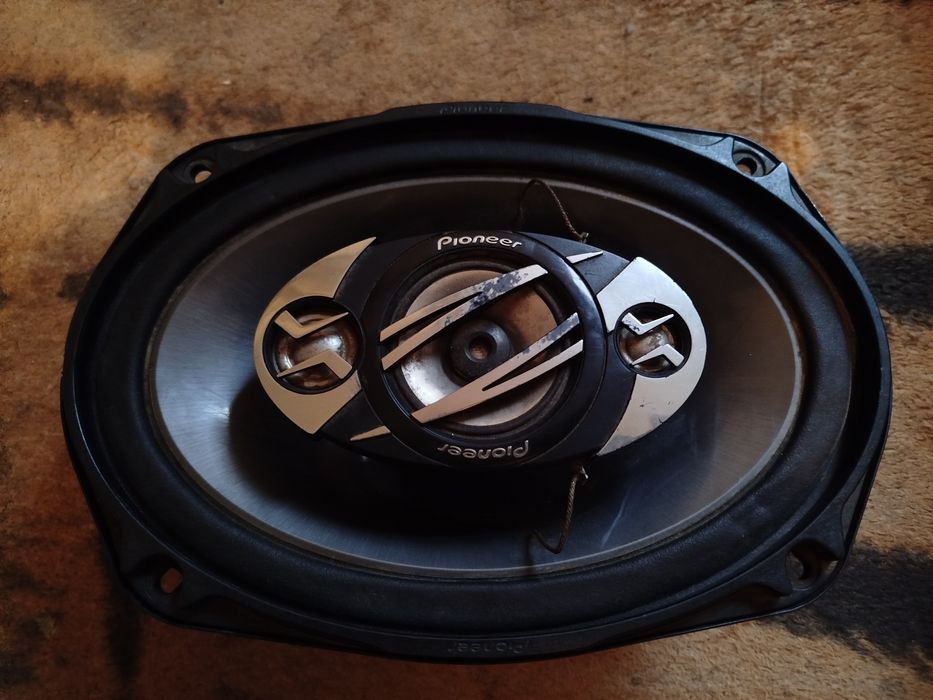 динаміки Pioneer TS-A6904i