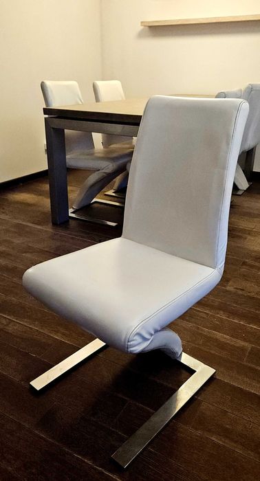 Sprzedam krzesła  nowoczesne