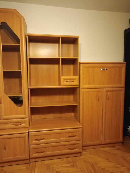 Meble na sprzedaż w bardzo dobrym stanie.