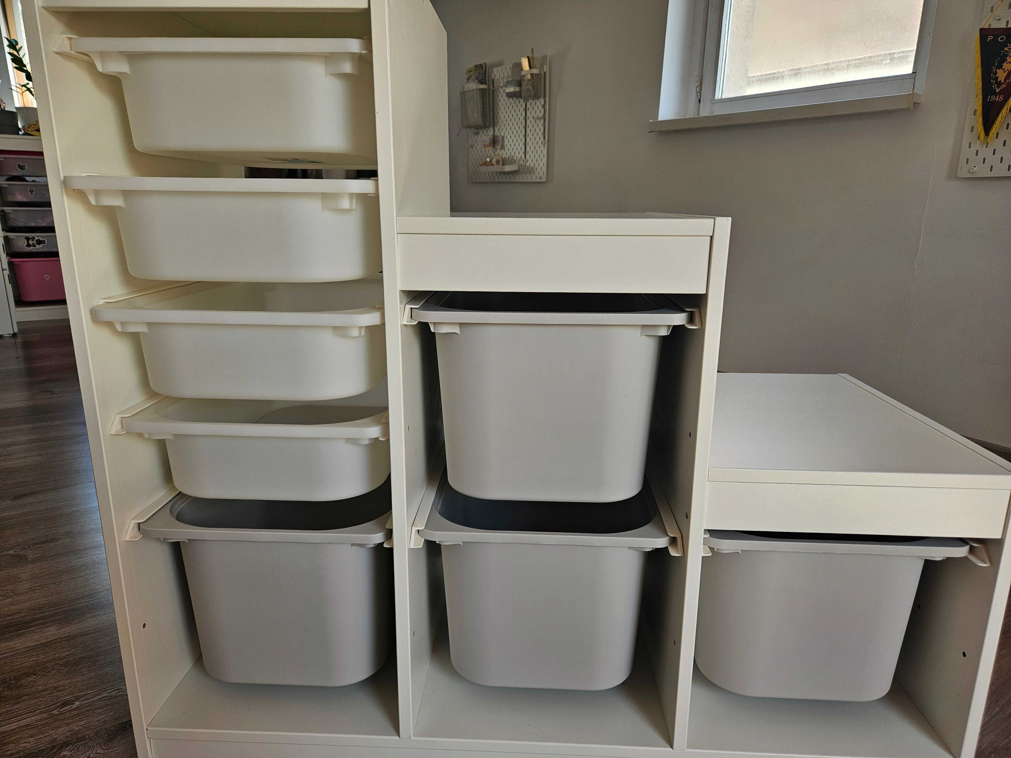 Regał z pojemnikami Trofast Ikea