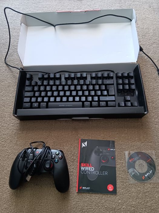 Teclado Mars Gaming MKTKL & Comando NPLAY (NUNCA USADOS)