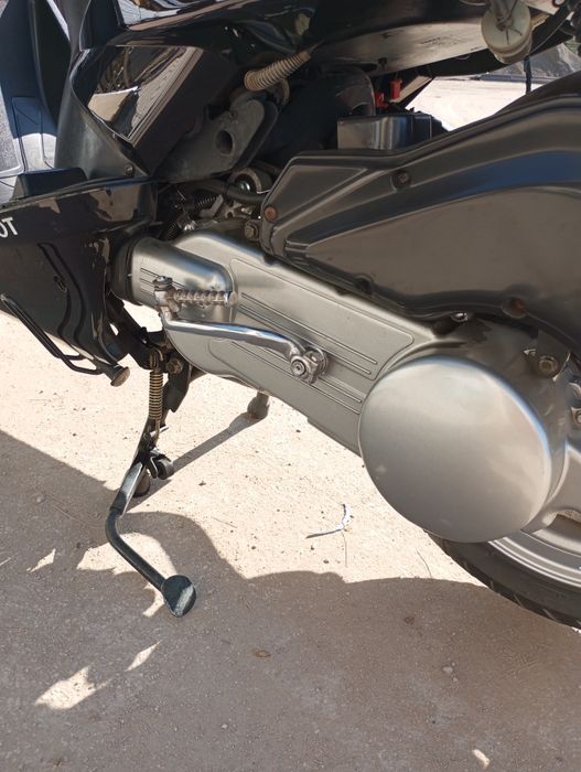 VENDO MOTA 125  ( para desocupar]