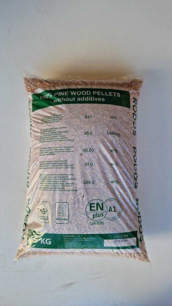 Pellet drzewny z certyfikatem ENplus A1 w workach 15 kg.