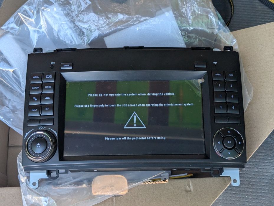Auto-radio Mercedes