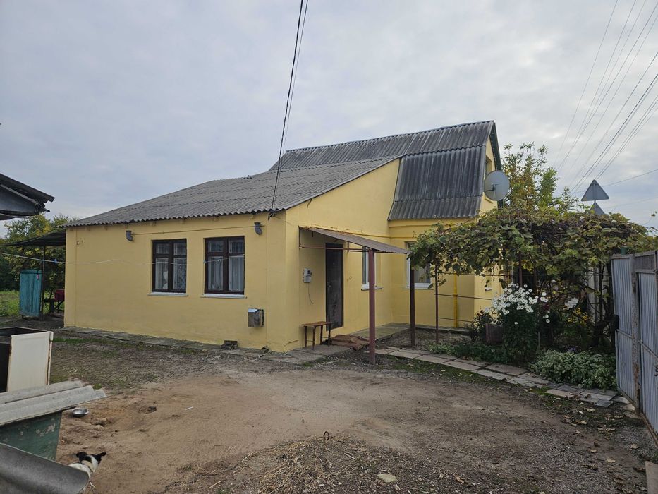 Продаж будинку 57 кв. м, з ділянкою 10 соток, 3 кімнати. с.Тарасівка