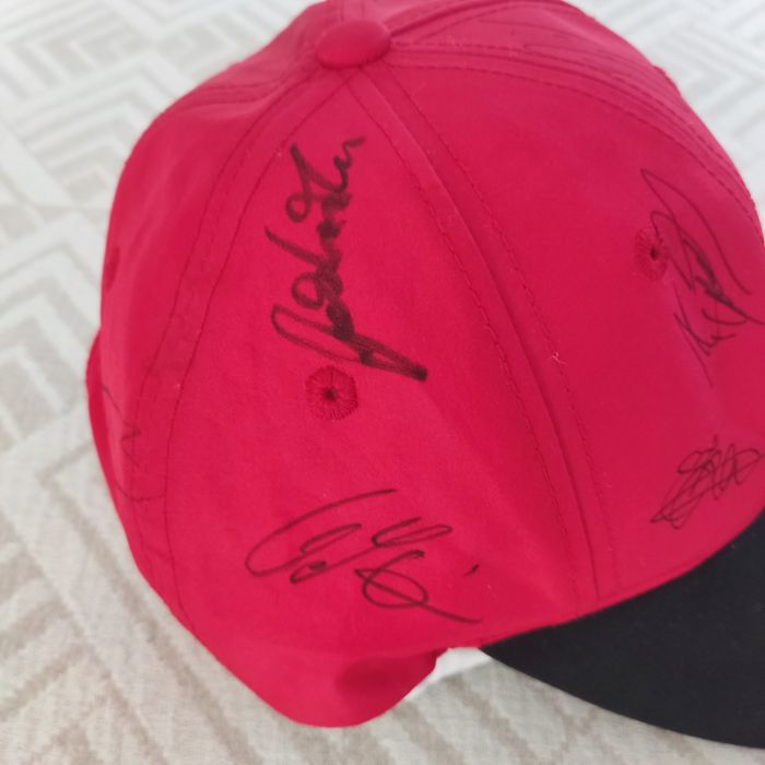 Adidas,czapka Bayer Leverkusen z autografami