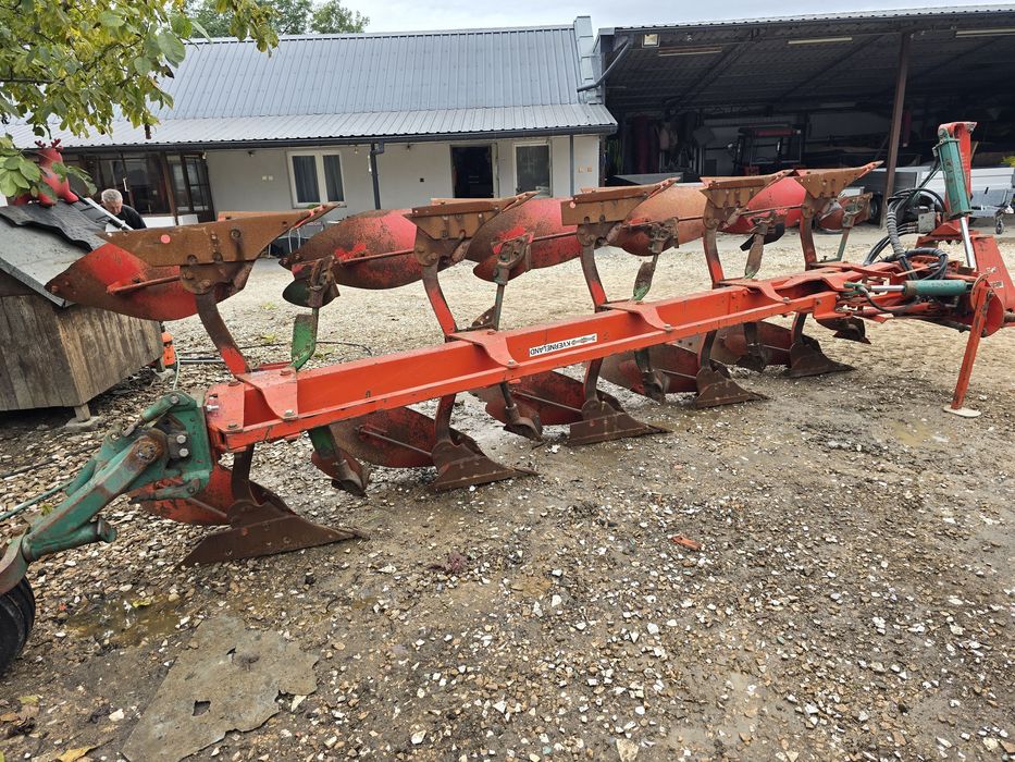 Plug Kverneland 5 vario sprowadzony