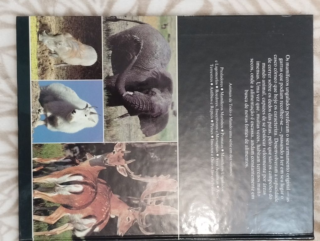 Livro "Mamíferos ungulados e lagomorfos"