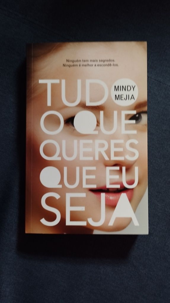 Tudo o que queres que eu seja de Mindy Mejia - Portes grátis