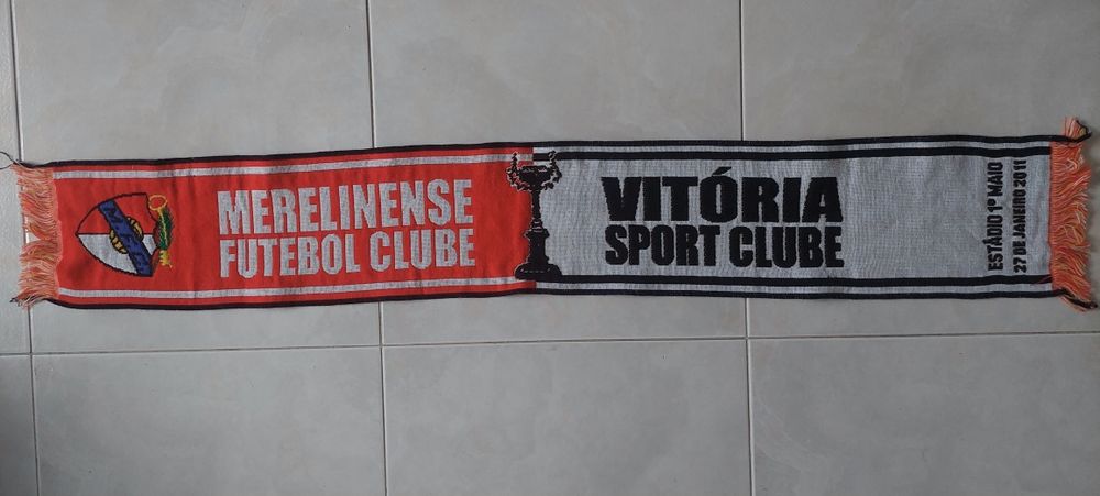 Cachecol Merilinense -Vitoria de Guimaraes