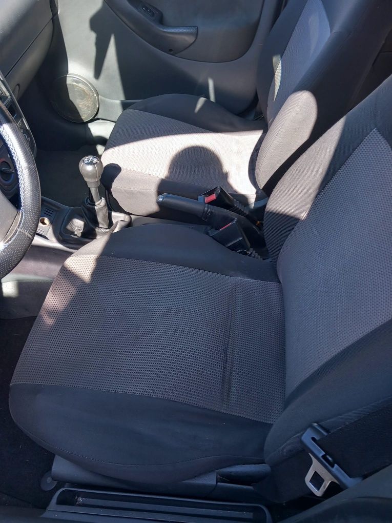Vendo  opel corsa  1300 cdti