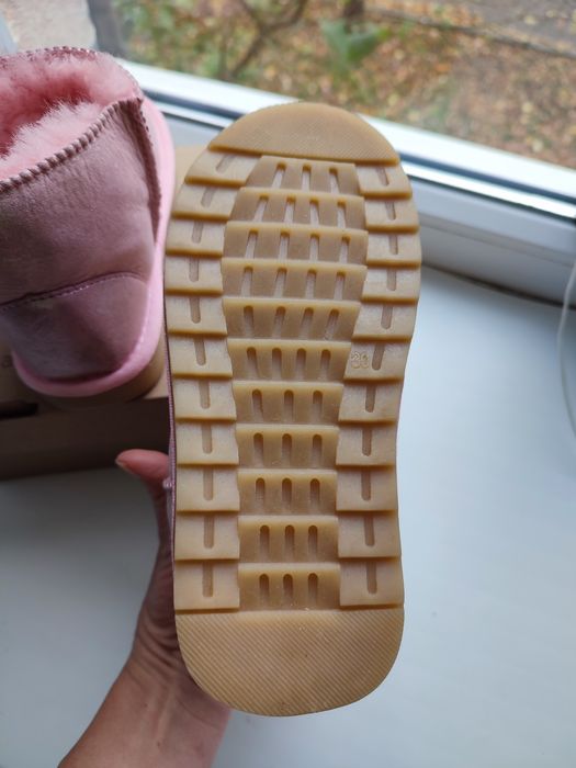 Натуральні теплі черевики угі уггі Ugg Australia 18 см