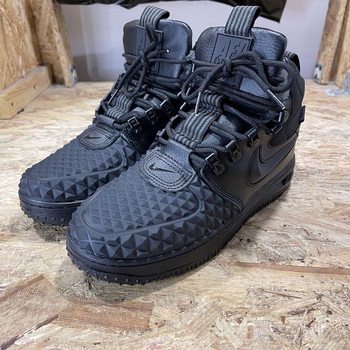 Чоловічі кросівки Nike Lunar Force 1 Duckboot triple black winter