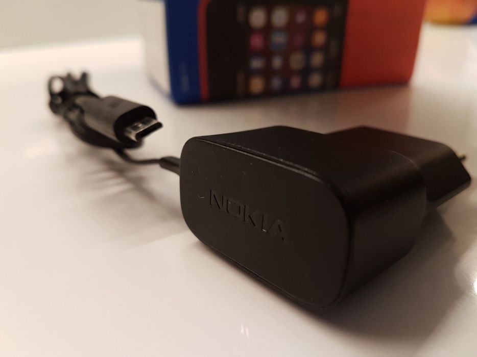 Telefon Nokia 220 DualSim multimedia kolorowy ekran Internet