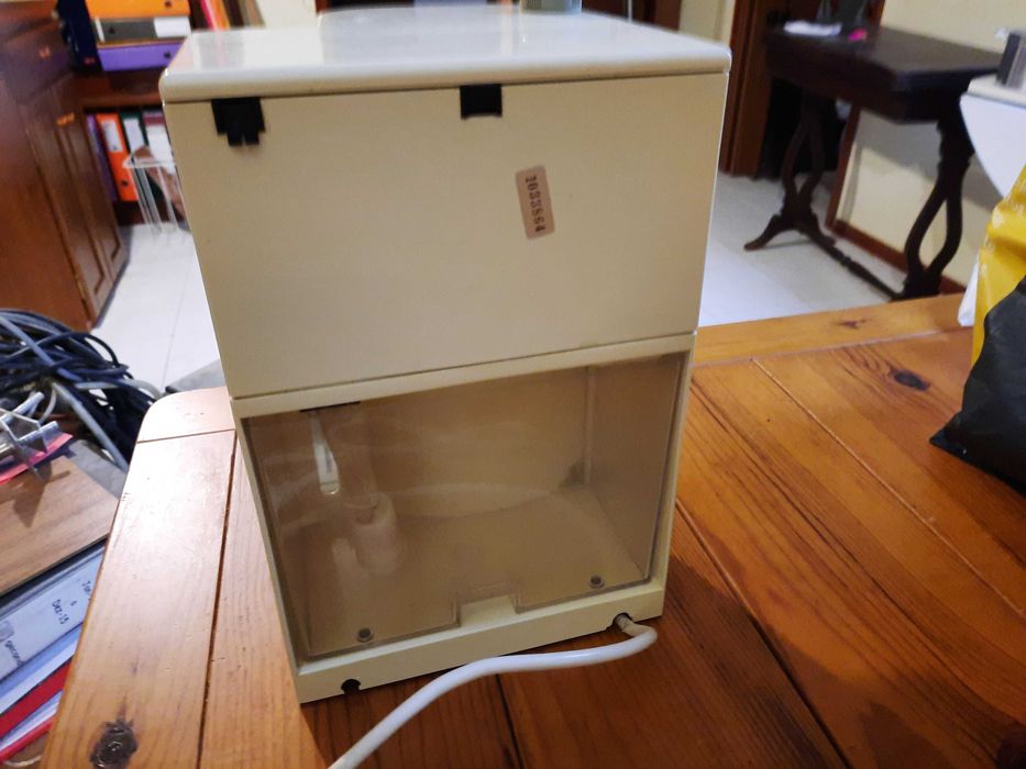 Máquina de Café marca BIEL, modelo Estoril