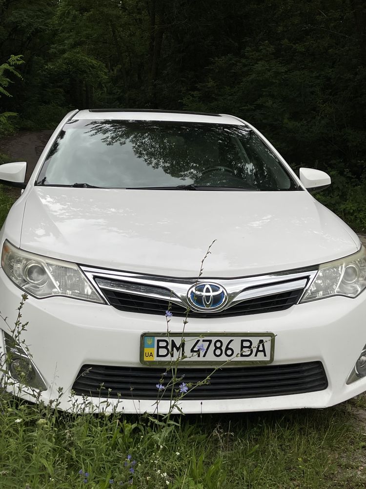 Toyota Camry Hybrid 2013