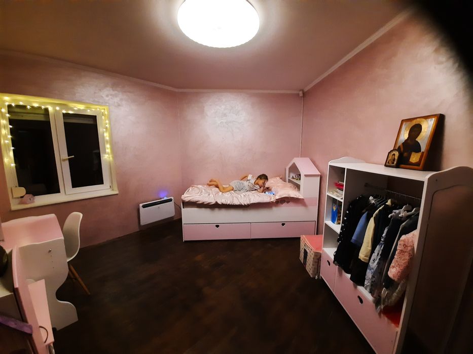 Меблі в дитячу дівчинці