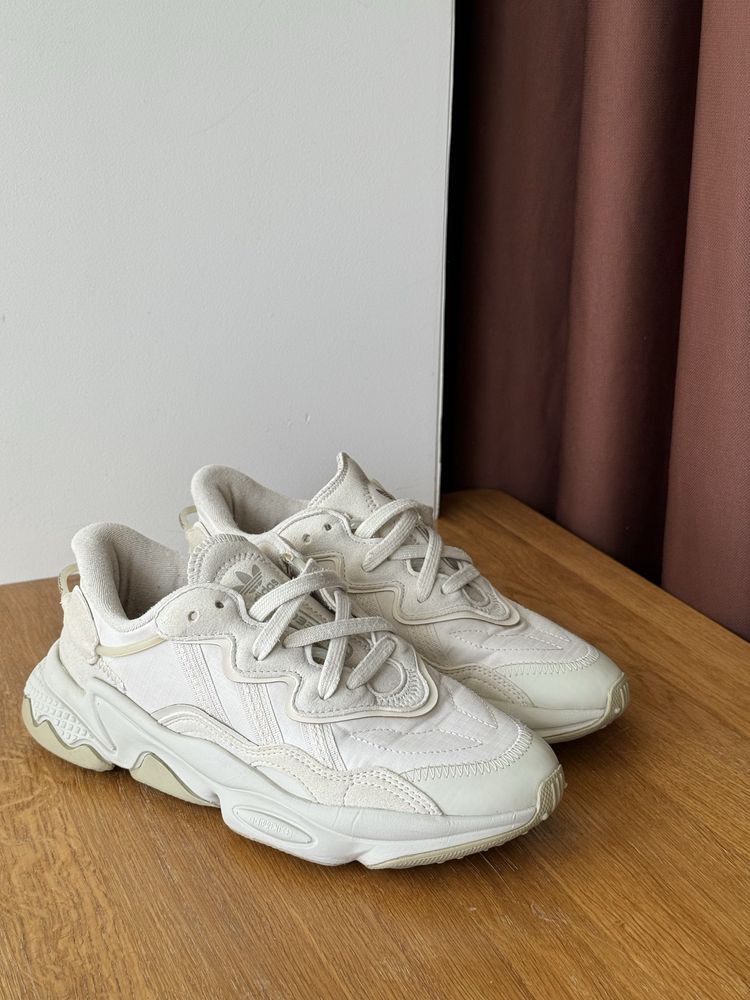 Кросівки adidas ozweego жіночі, Оригінал !