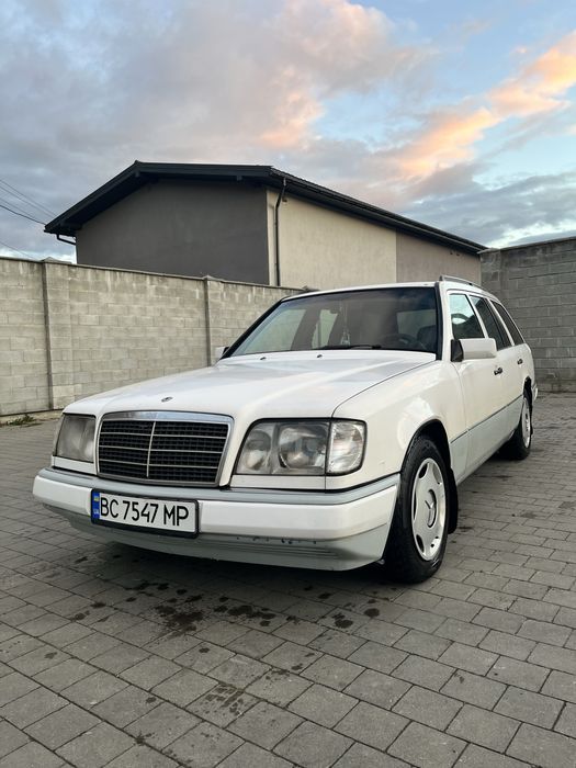 Mercedes-Benz E300TDi