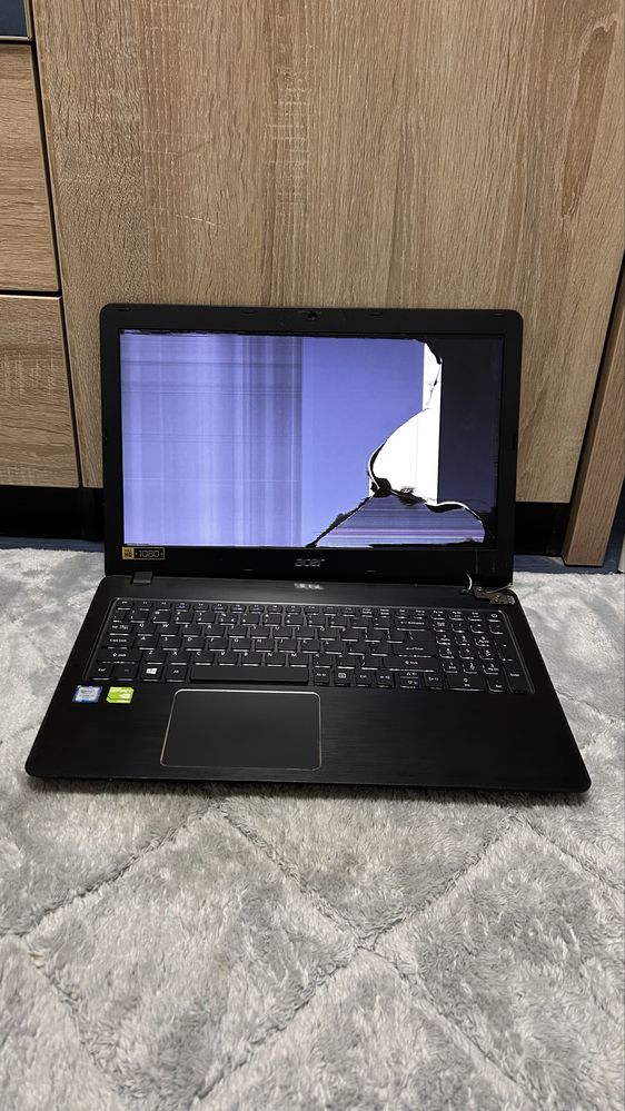 Laptop Acer Aspire f5-573g opis