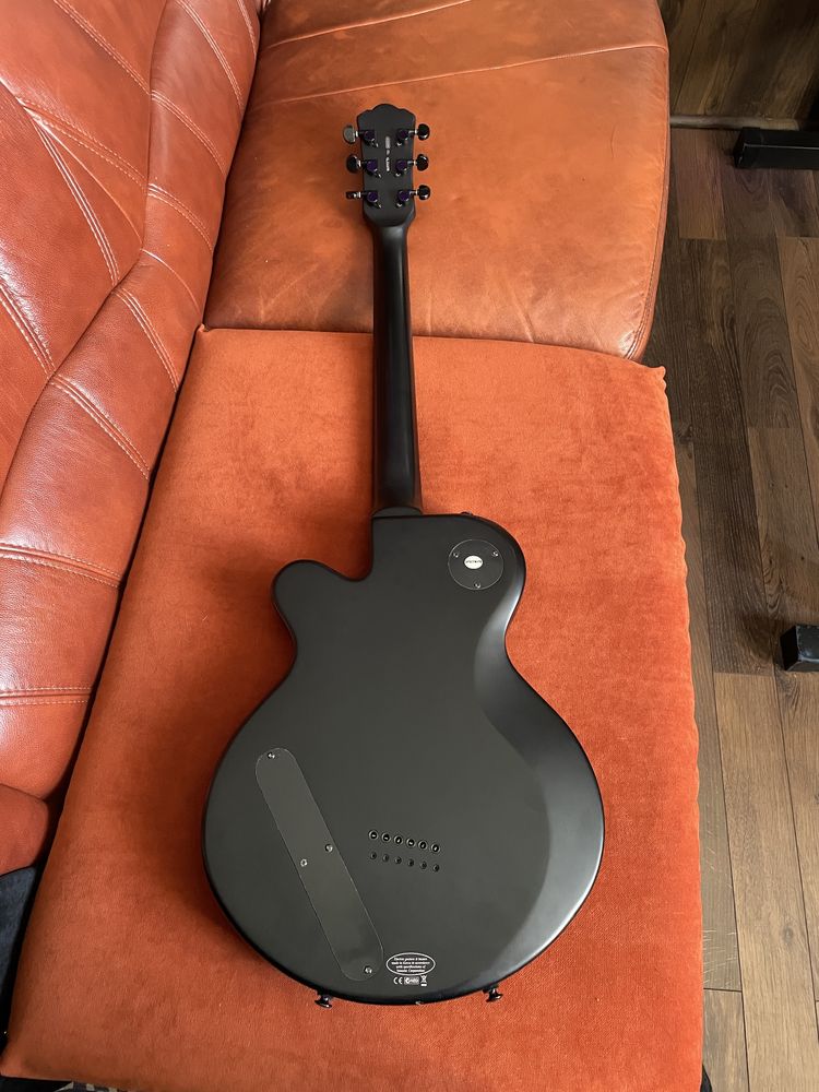 Yamaha AES 520D6-gitara elektryczna barytonowa