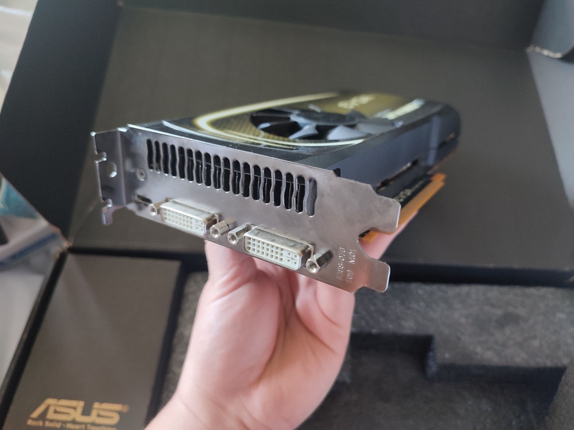 Karta graficzna NVIDIA GeForce GTX 560Ti EVGA 1GB