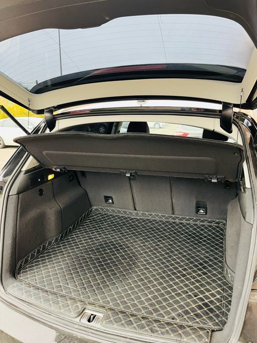 Полиця багажника Audi Q5 8R (2008–2015)