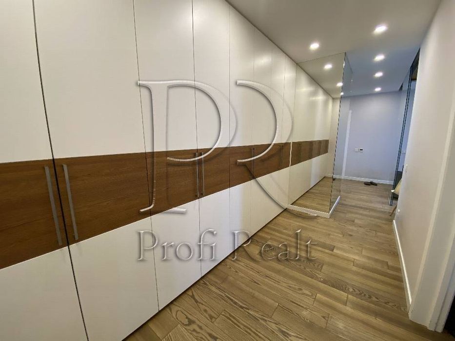 Продаж євро-трьохкімнатної квартири в ЖК Відпочинок/Святошин/Нивки