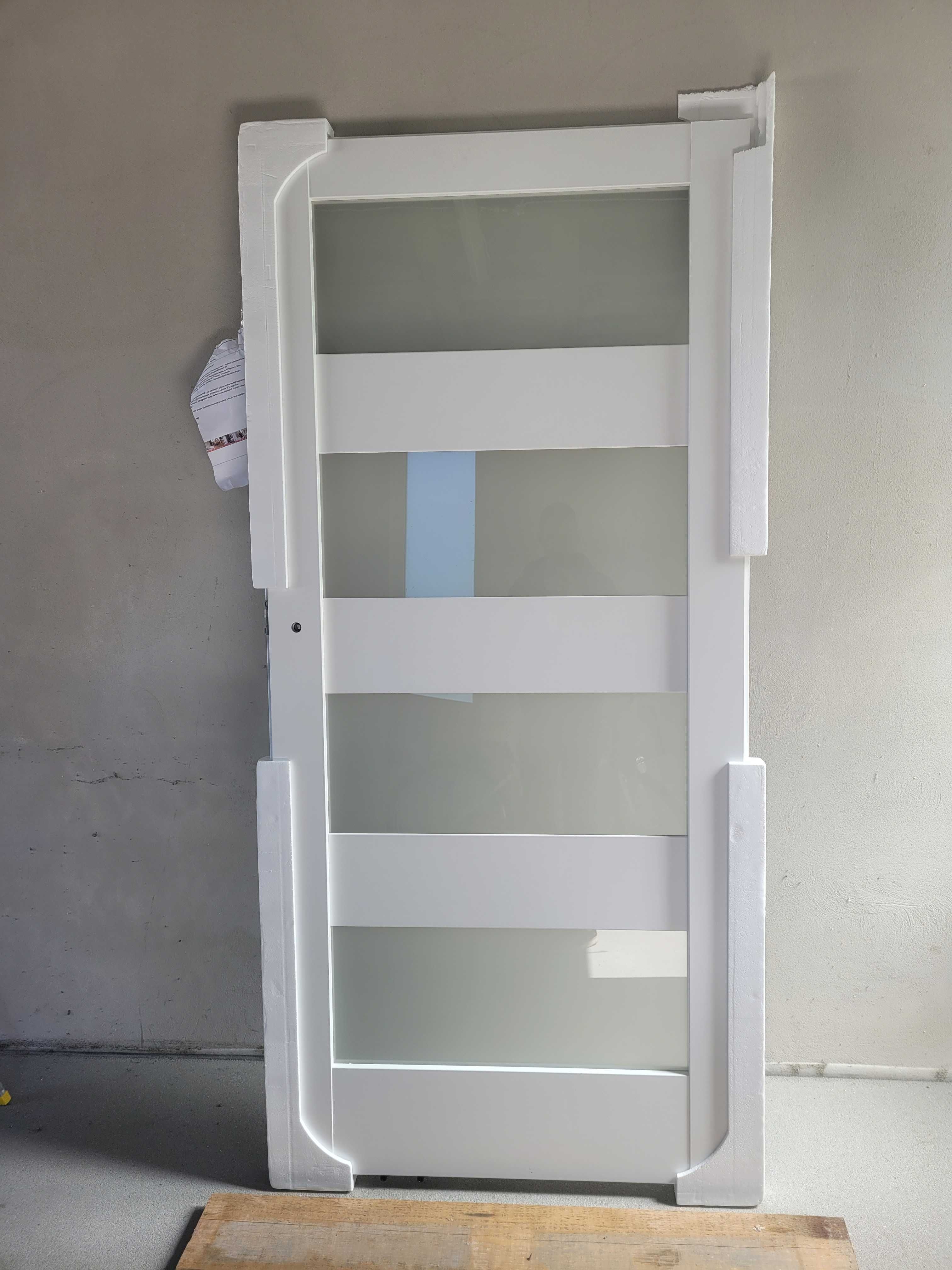 Skrzydło PORTA VERTE HOME GRUPA L model L.4 białe