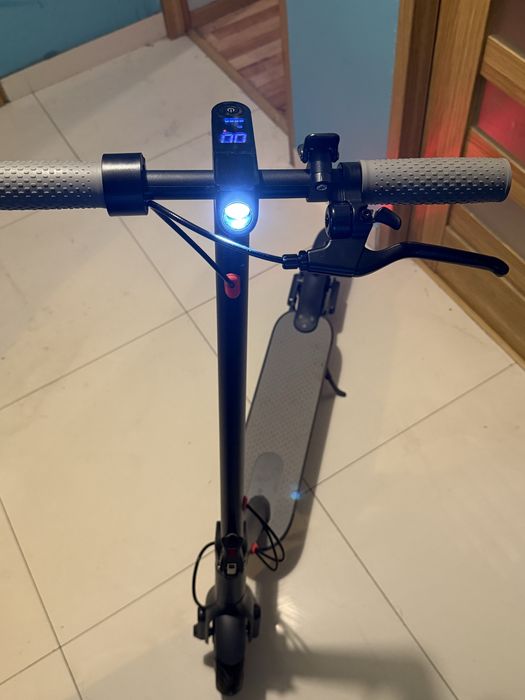 Hulajnoga elektryczna