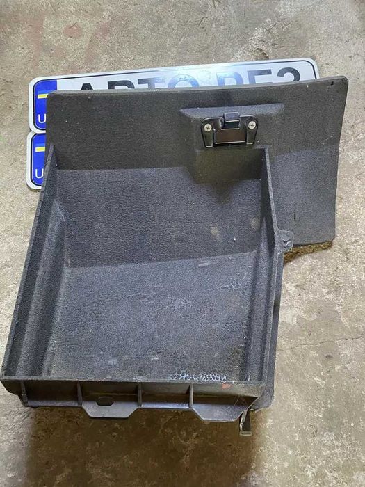 Бардачок бмв е34 до рест