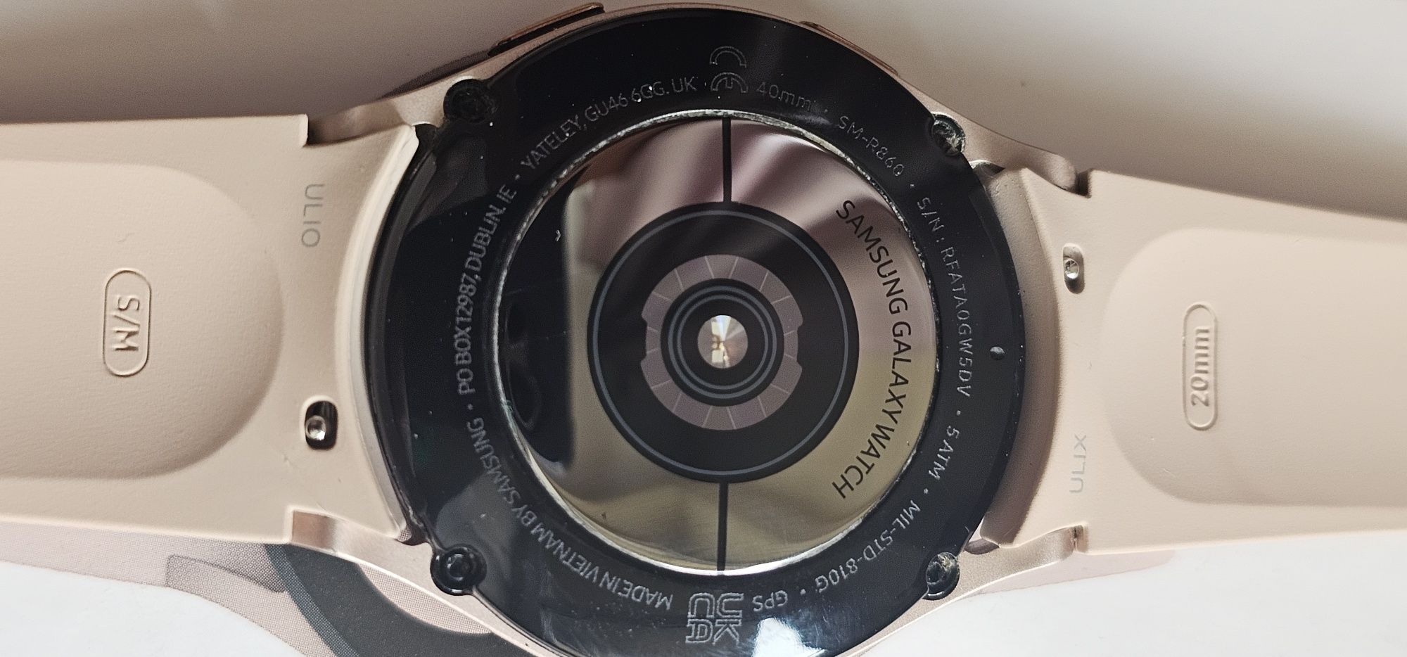 Samsung galaxy watch 4 SM-R860
