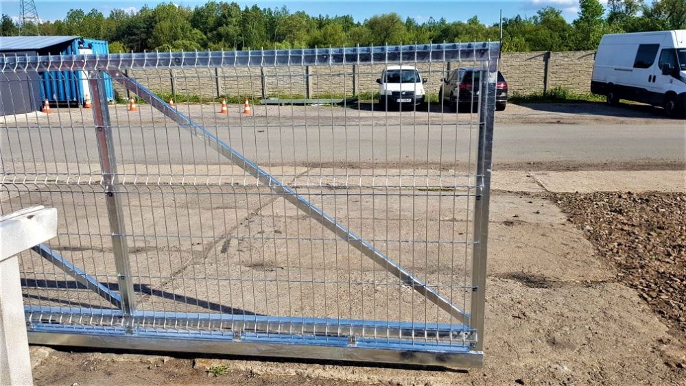 Brama przesuwna i furtka z wypełnieniem siatką 3D ocynk 6m producent