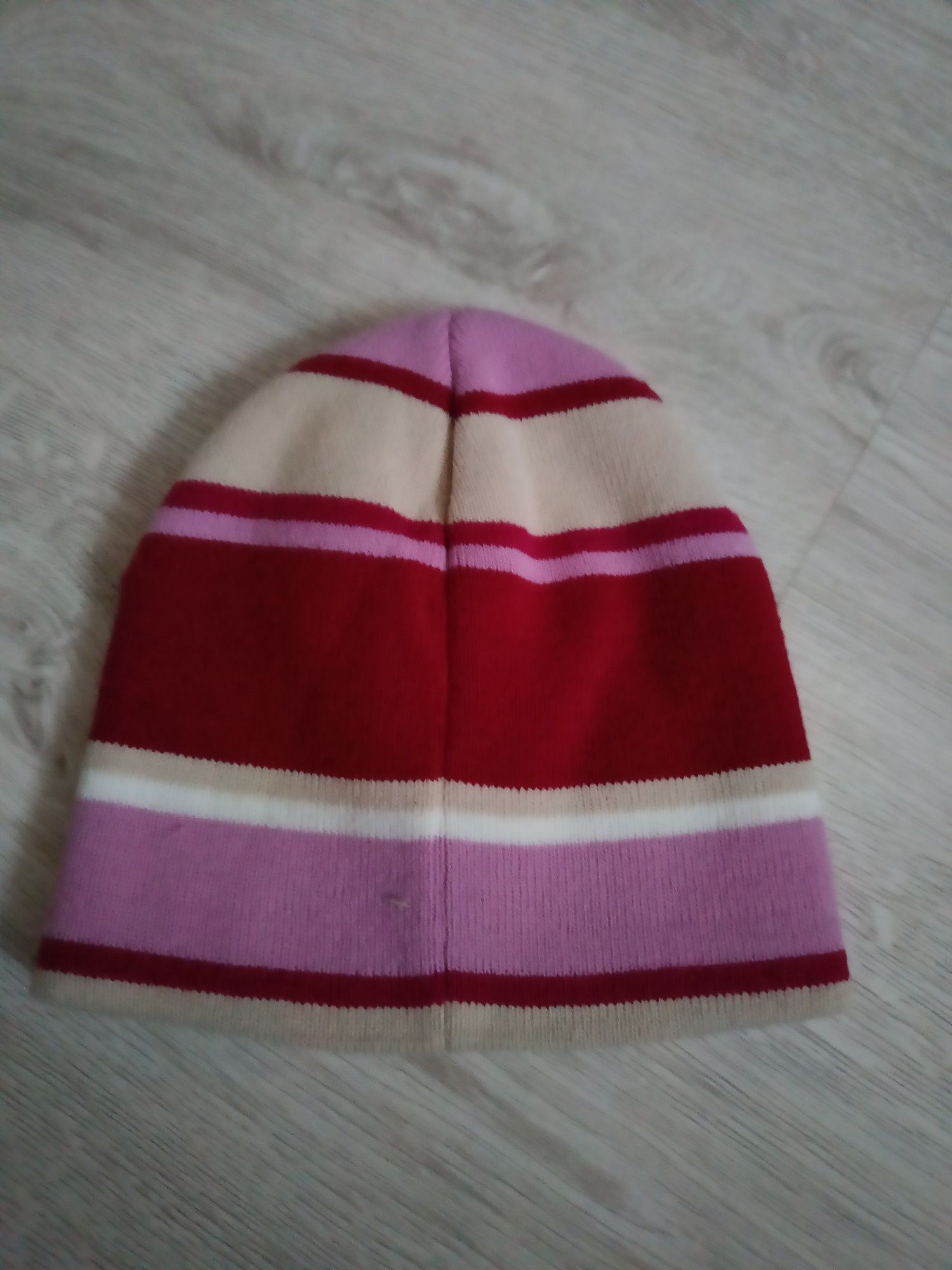 Czapka dziewczęca