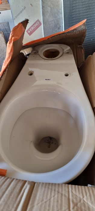 Умивальник унітаз беде