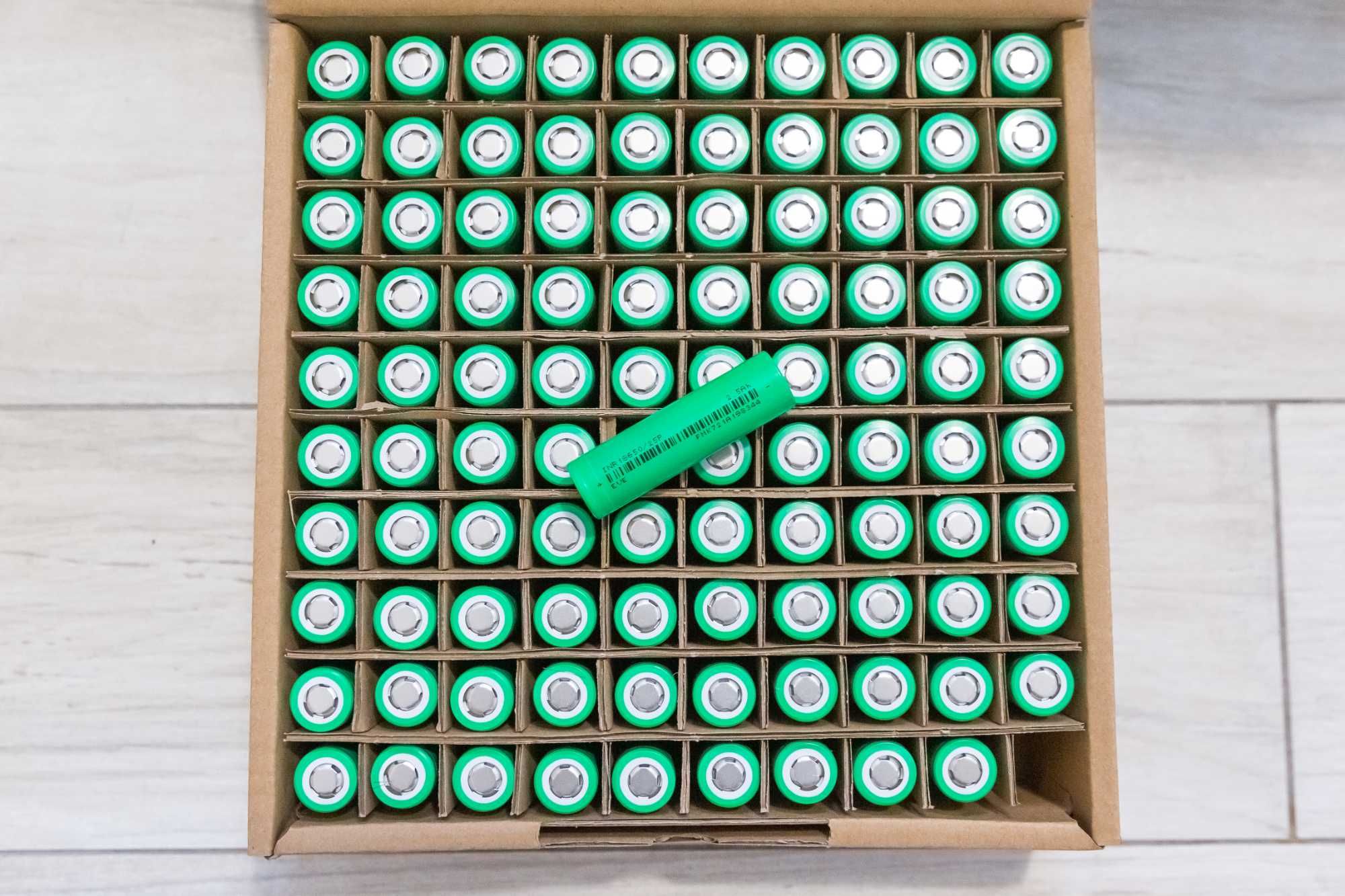 Високострумовий акумулятор EVE INR18650-25P 2500mAh В наявності!